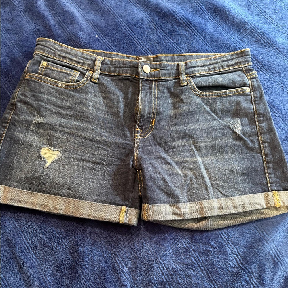 Women size 8 (8/29) GAP Blue Jean Shorts Relaxed Fit Distressed